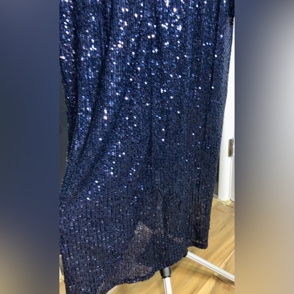 Ivy City Co Starstruck Dress in Navy Small Size - Picture 9 of 13